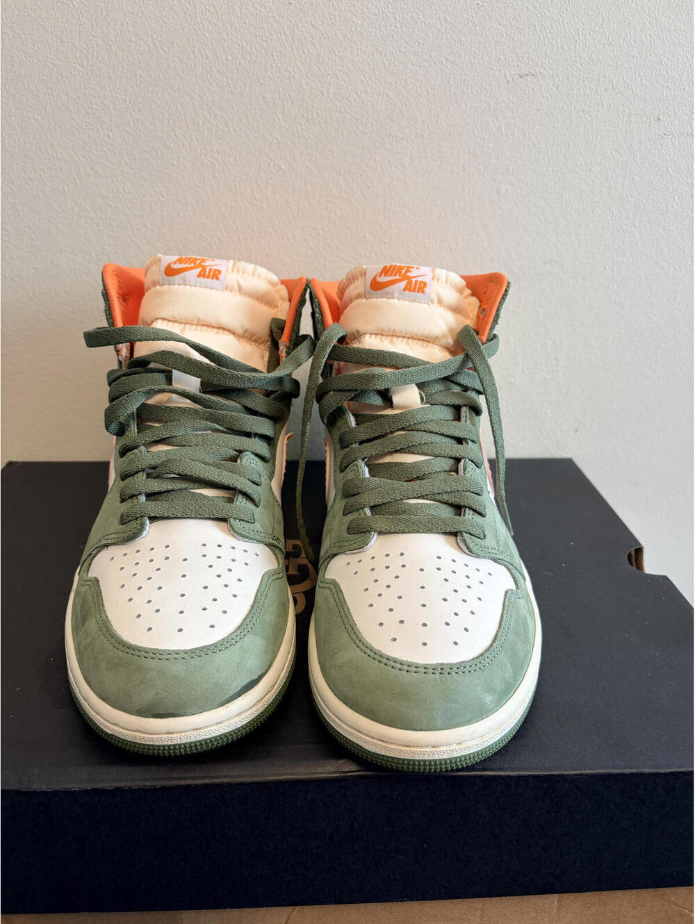 Air Jordan 1 Retro High OG Craft Celadon Shoe (Size 11)